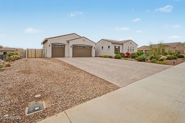 3528 W LANHAM Drive, New River, AZ 85087