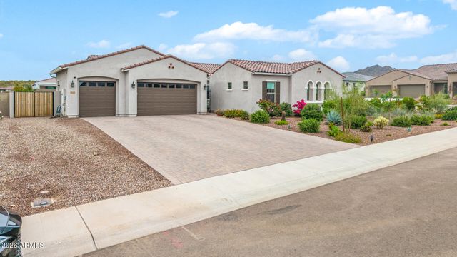 3528 W LANHAM Drive, New River, AZ 85087