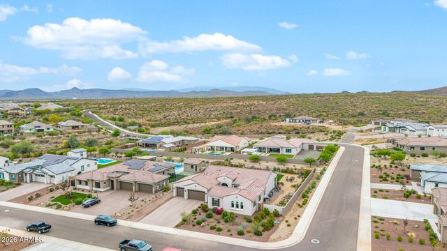 3528 W LANHAM Drive, New River, AZ 85087