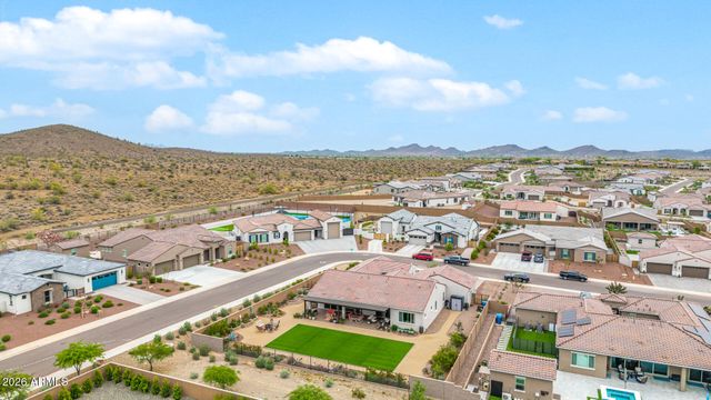 3528 W LANHAM Drive, New River, AZ 85087