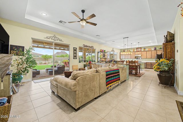 3528 W LANHAM Drive, New River, AZ 85087