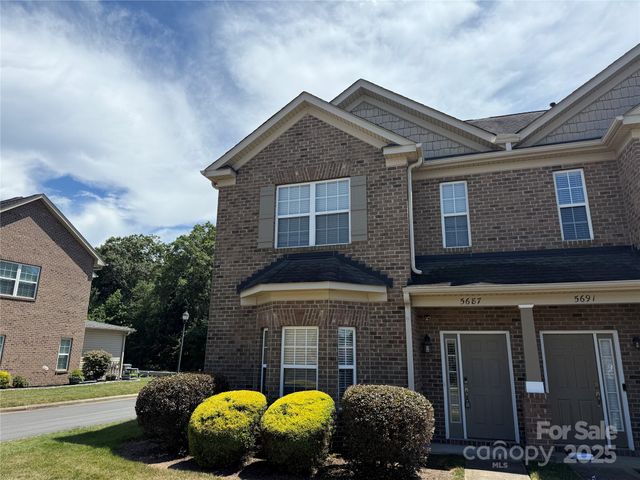 5687 Stafford Road, Charlotte, NC 28215