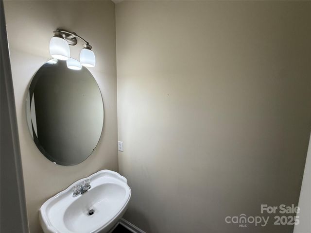 5687 Stafford Road, Charlotte, NC 28215