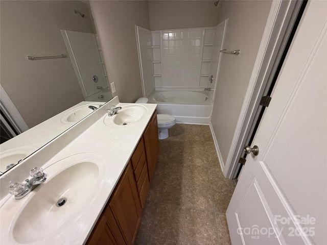 5687 Stafford Road, Charlotte, NC 28215