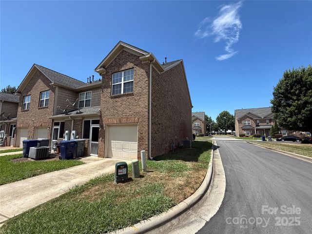 5687 Stafford Road, Charlotte, NC 28215