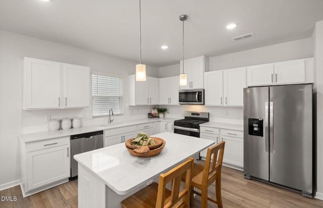 537 Brickview Court, Sanford, NC 27330