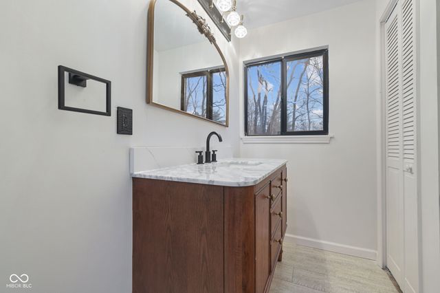 2712 Westleigh Drive, Indianapolis, IN 46268