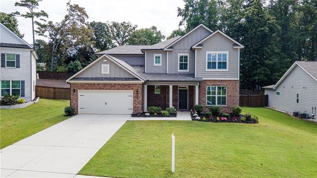 585 Briard Drive, Sugar Hill, GA 30518