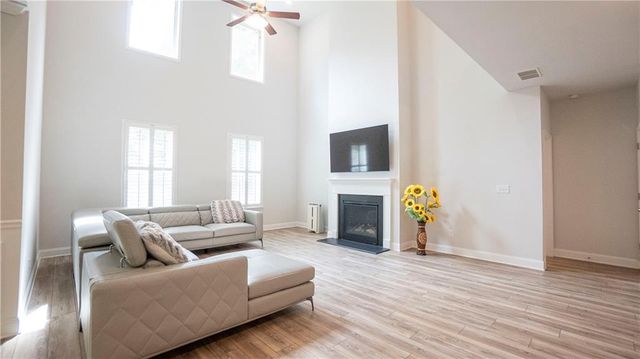 585 Briard Drive, Sugar Hill, GA 30518