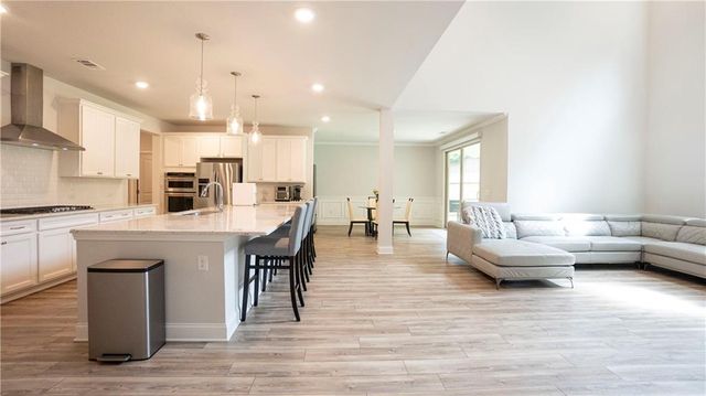 585 Briard Drive, Sugar Hill, GA 30518