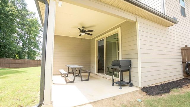 585 Briard Drive, Sugar Hill, GA 30518