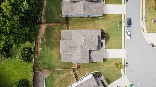 585 Briard Drive, Sugar Hill, GA 30518