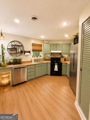 3215 The Trail Road, Gainesville, GA 30501