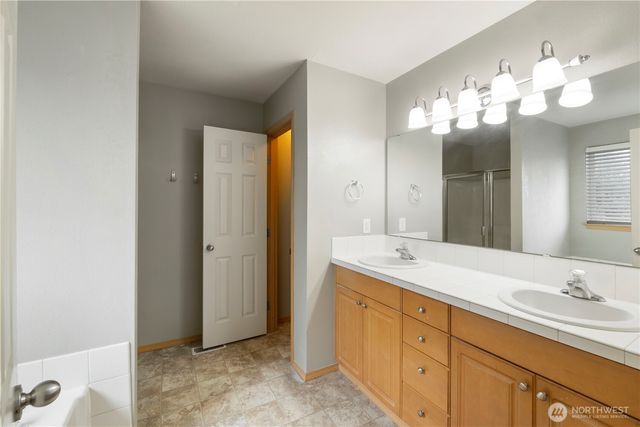 18114 97th Avenue E, Puyallup, WA 98375