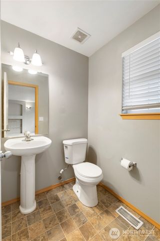 18114 97th Avenue E, Puyallup, WA 98375