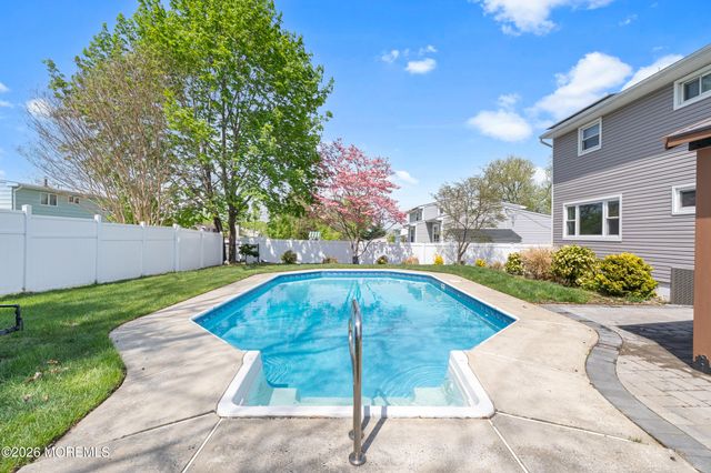 19 Tulip Drive, Old Bridge, NJ 08857
