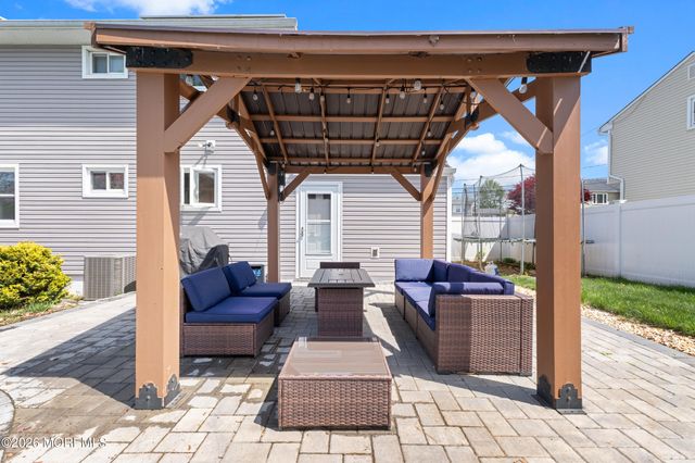 19 Tulip Drive, Old Bridge, NJ 08857