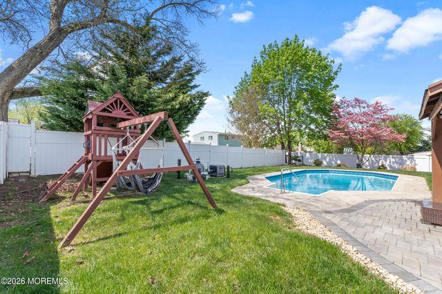 19 Tulip Drive, Old Bridge, NJ 08857