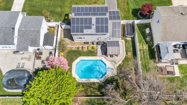 19 Tulip Drive, Old Bridge, NJ 08857