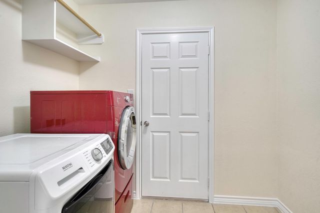 904 Turtle Dove, College Station, TX 77845