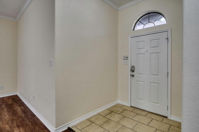 904 Turtle Dove, College Station, TX 77845