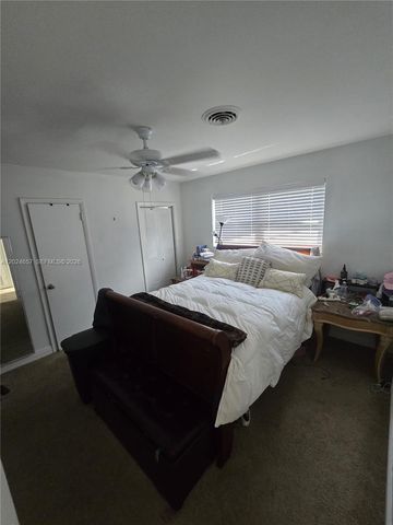 3619 W Park Rd, Hollywood, FL 33021