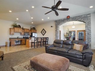 917 S MAIN ST #H, Layton, UT 84041
