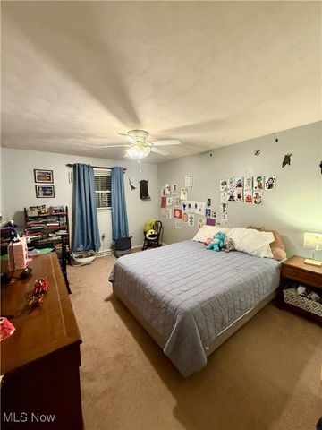 939 Robin Hood Lane, Follansbee, WV 26037