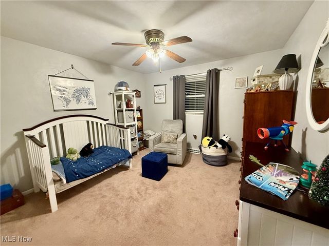 939 Robin Hood Lane, Follansbee, WV 26037