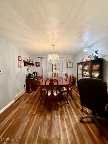 939 Robin Hood Lane, Follansbee, WV 26037