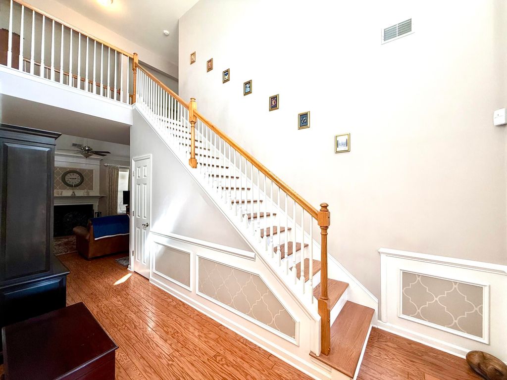 Image 27 of property listing at 112 Clearview Circle, Goose Creek, SC 29445