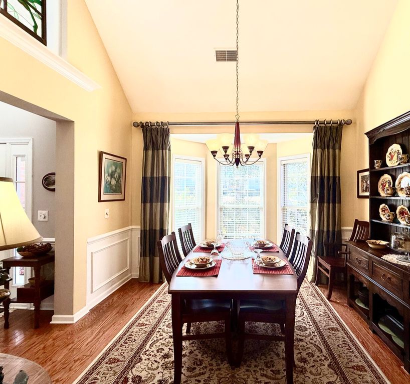 Image 5 of property listing at 112 Clearview Circle, Goose Creek, SC 29445