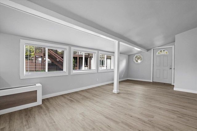 N55W34691 Lake DRIVE, Oconomowoc, WI 53066