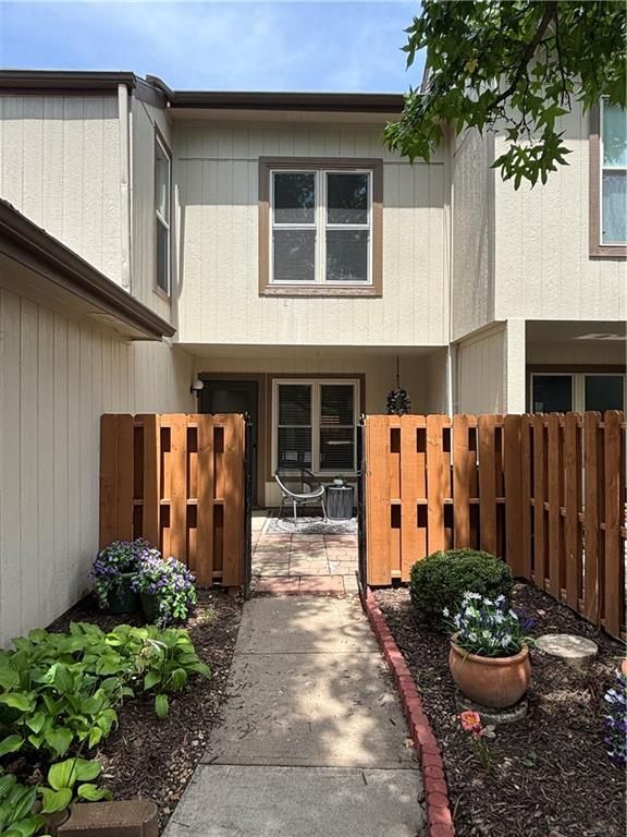 731 E 121ST Terrace, Kansas City, MO 64146