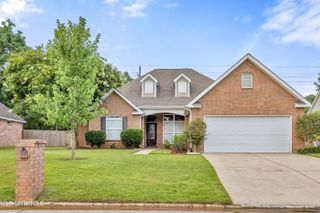 7833 Rue Morgan, Ocean Springs, MS 39564