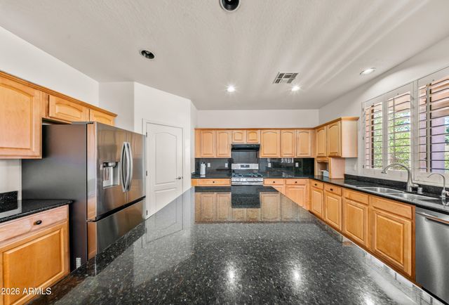 2109 W WILDHORSE Drive, Chandler, AZ 85286