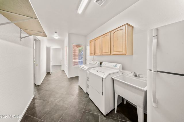 2109 W WILDHORSE Drive, Chandler, AZ 85286