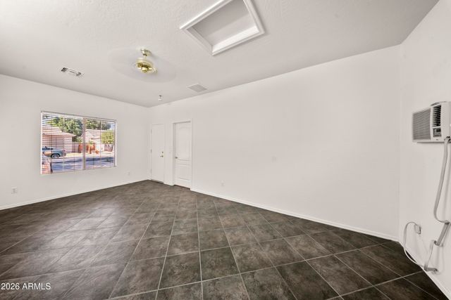 2109 W WILDHORSE Drive, Chandler, AZ 85286