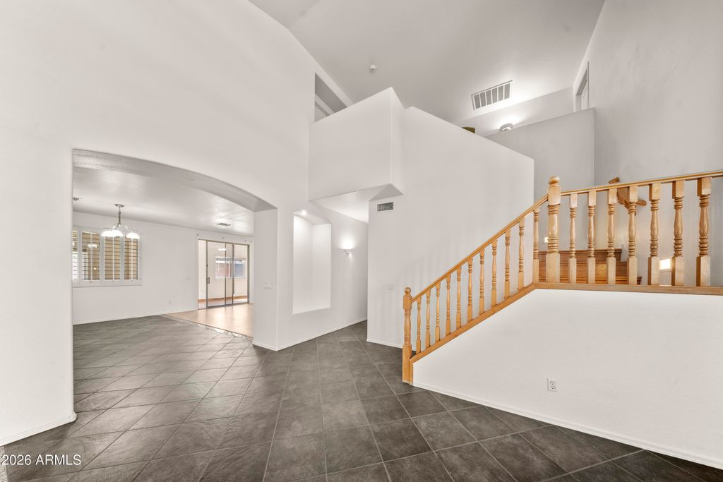 2109 W WILDHORSE Drive, Chandler, AZ 85286 — photo 5