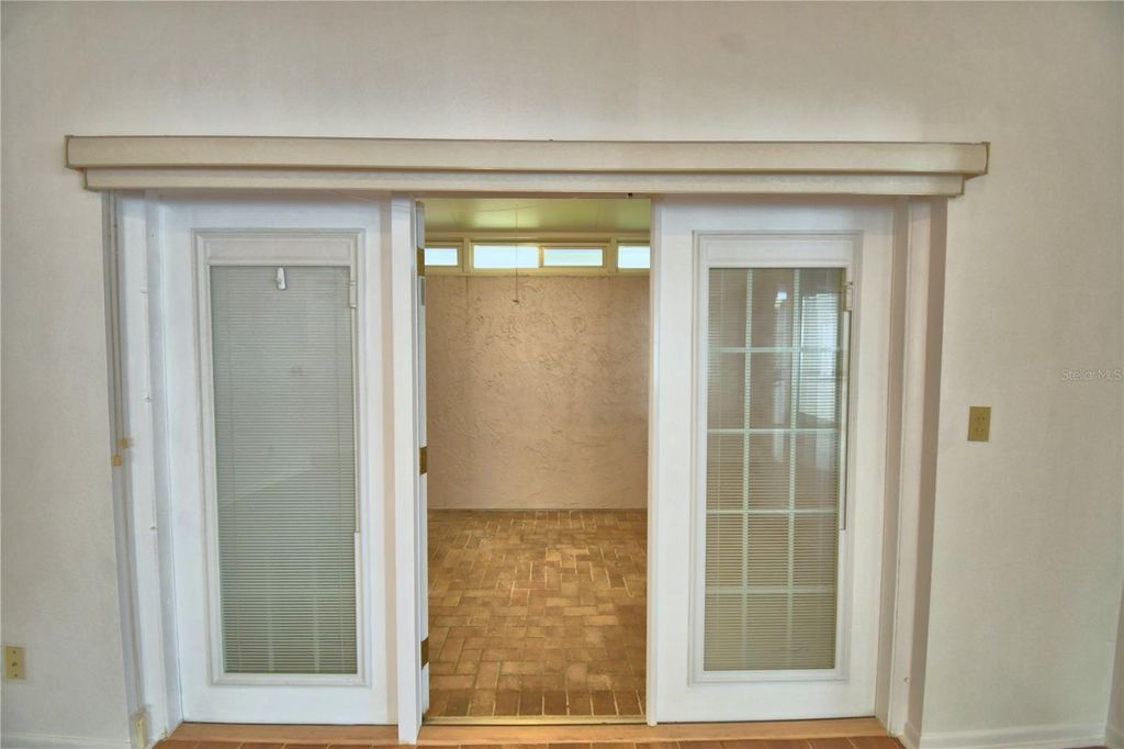 Image 11 of property listing at 447 SAN JOSE DRIVE, Winter Haven, FL 33884