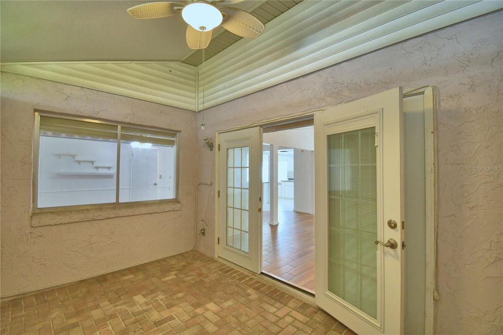 Image 12 of property listing at 447 SAN JOSE DRIVE, Winter Haven, FL 33884