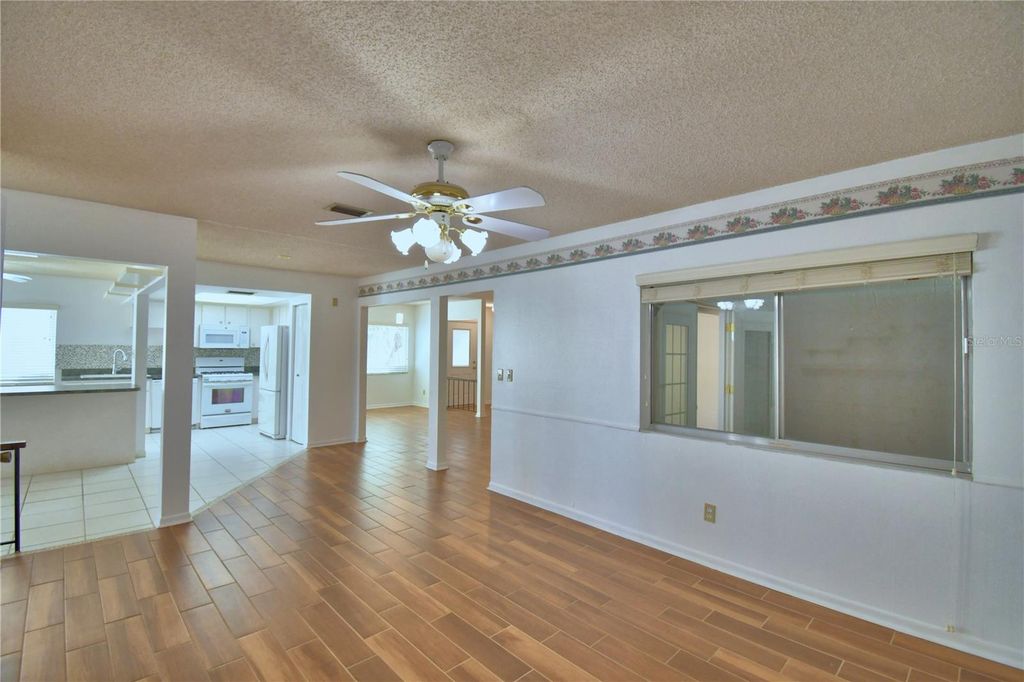 Image 16 of property listing at 447 SAN JOSE DRIVE, Winter Haven, FL 33884