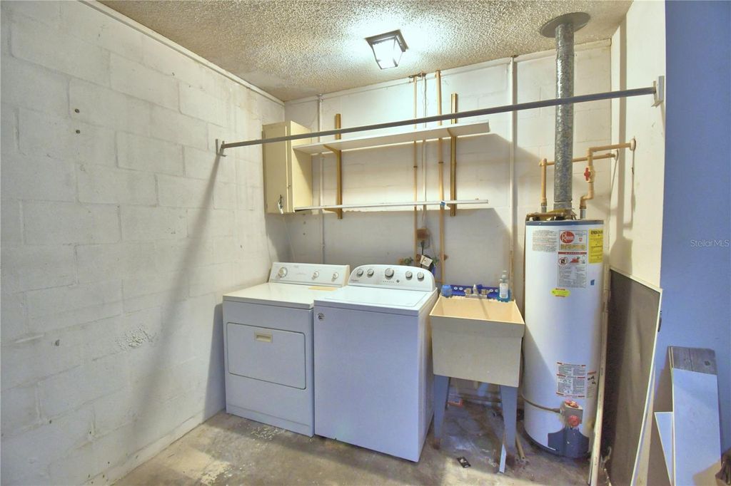 Image 47 of property listing at 447 SAN JOSE DRIVE, Winter Haven, FL 33884