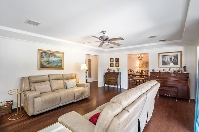 5115 Ledgestone Drive, Fort Worth, TX 76132