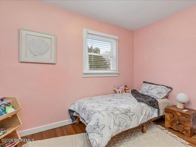 28 Spruce Drive, Shrewsbury Boro, NJ 07702