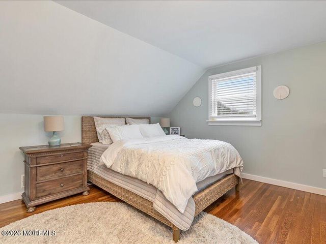 28 Spruce Drive, Shrewsbury Boro, NJ 07702