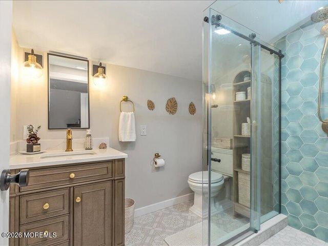 28 Spruce Drive, Shrewsbury Boro, NJ 07702