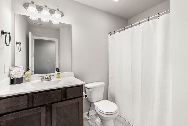 2805 NW 25th Street, Ankeny, IA 50023
