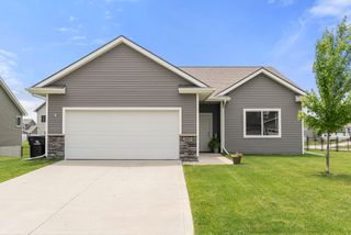 2805 NW 25th Street, Ankeny, IA 50023