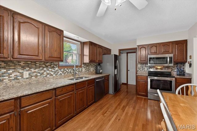 411 John Henry Street, Belleville, IL 62220